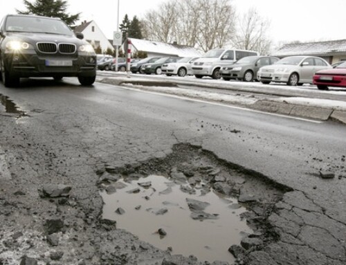 Anfrage zum Thema Straßenschäden
